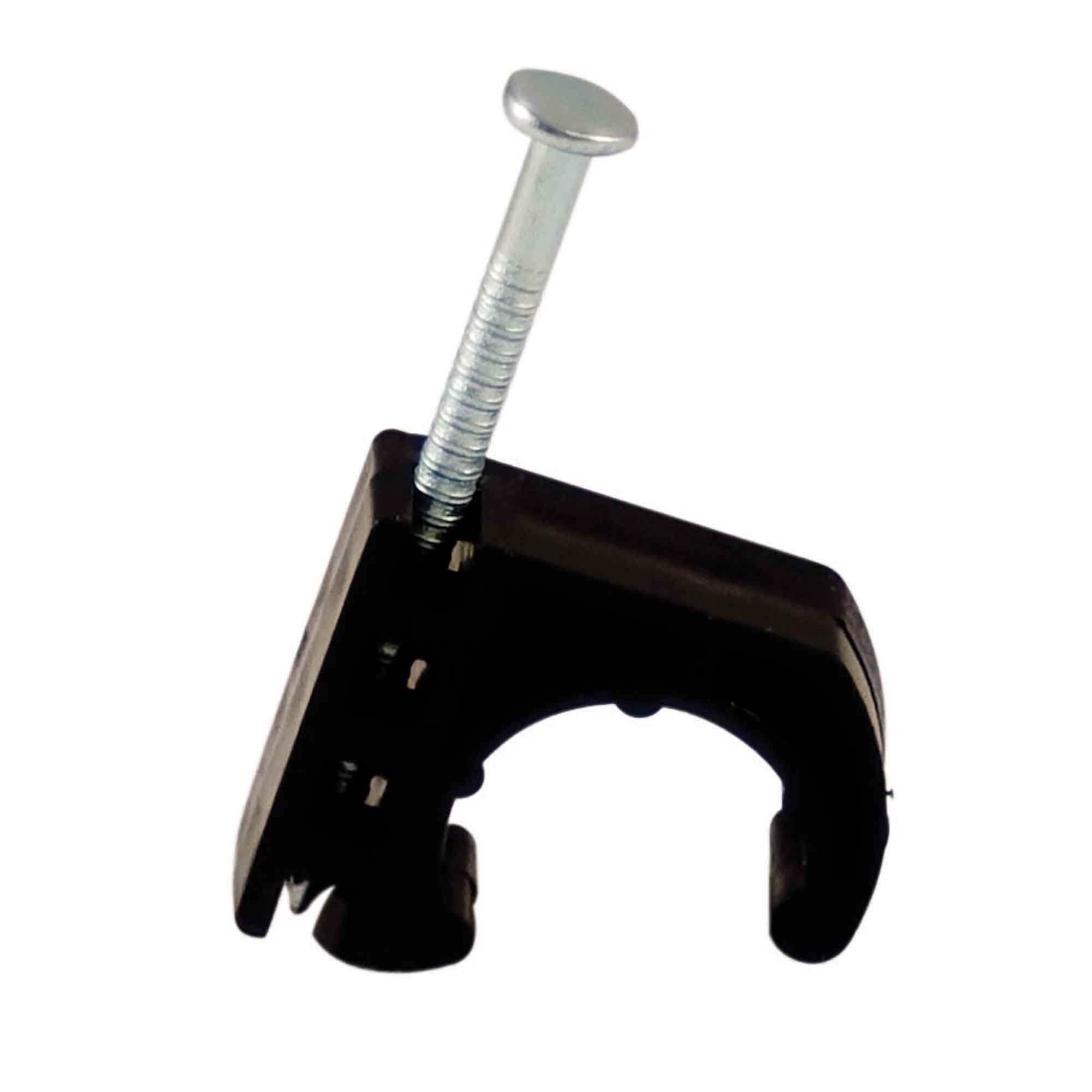 Attache de tuyau en J avec clou, 1/2"