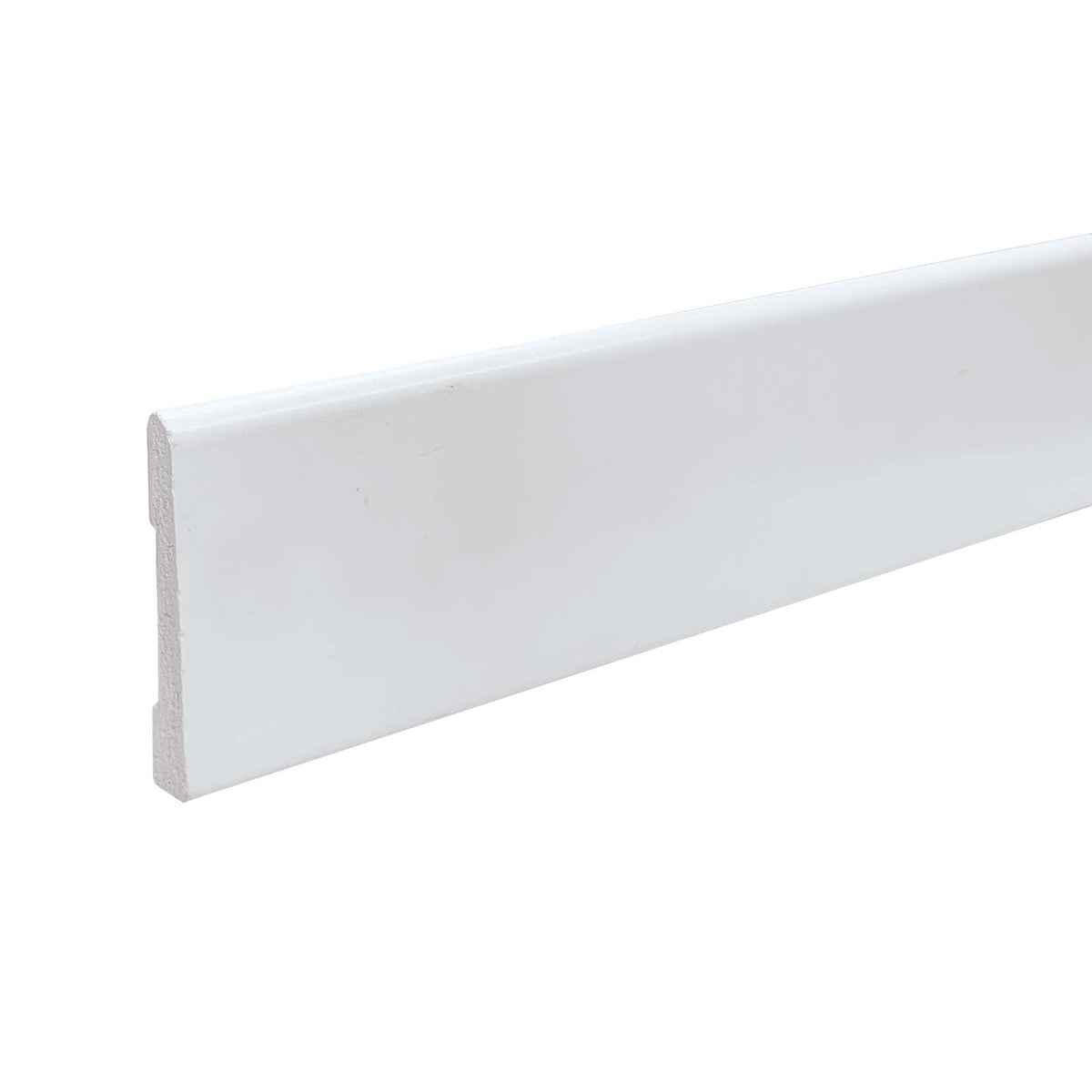 Cadrage de boîtier biseauté en PVC blanc de 3/8&#39;&#39; x 2-1/8&#39;&#39; x 7&#39;